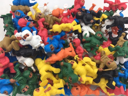 100 pcs ninja fighters - pcs,